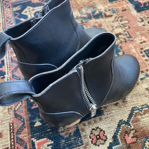 Adorable clog boots